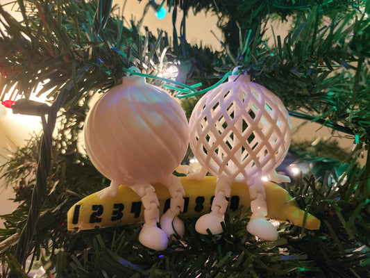 3D Printed Christmas Ornament White Christmas Ball with Legs