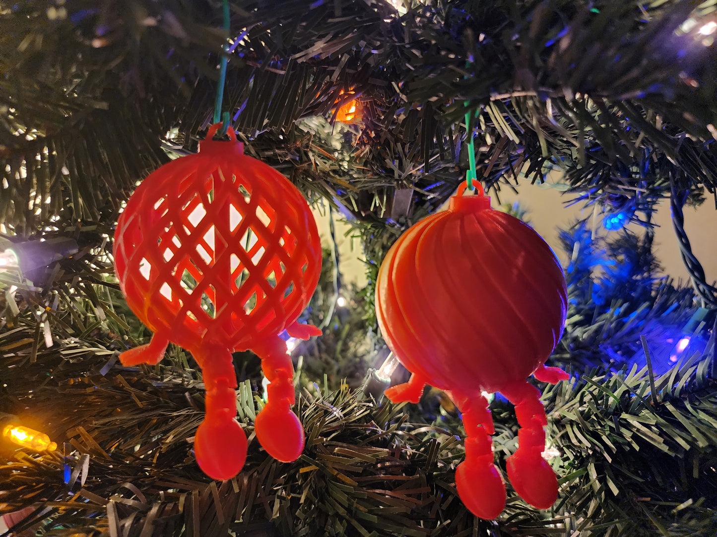 3D Printed Christmas Ornament Red Christmas Ball with Leg